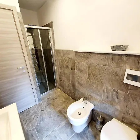 Volta 2 Policlinico Apartmán *